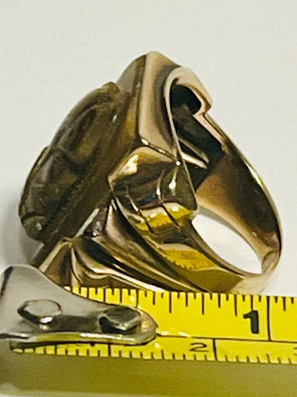Men’s 10k Gold Tigers Eye Ring Flanked by Round Diamonds | Cameo Ring | Size 13